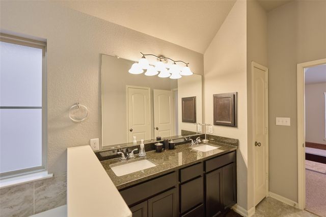 49 Presidio Road, Montgomery, TX 77356