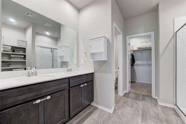 10409 NW 25th Street, Yukon, OK 73099