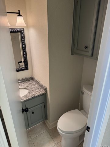 11303 Vance Jackson Rd Apt H3, San Antonio, TX 78230