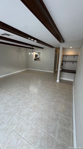 11303 Vance Jackson Rd Apt H3, San Antonio, TX 78230