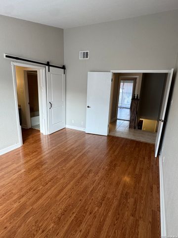 11303 Vance Jackson Rd Apt H3, San Antonio, TX 78230