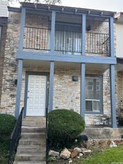 11303 Vance Jackson Rd Apt H3, San Antonio, TX 78230