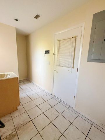 2361 SE 27th Street, Okeechobee, FL 34974