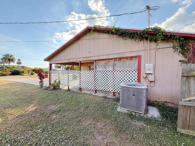 2361 SE 27th Street, Okeechobee, FL 34974