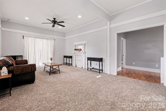 911 N Walnut Street, Kannapolis, NC 28081