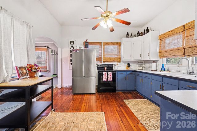 911 N Walnut Street, Kannapolis, NC 28081
