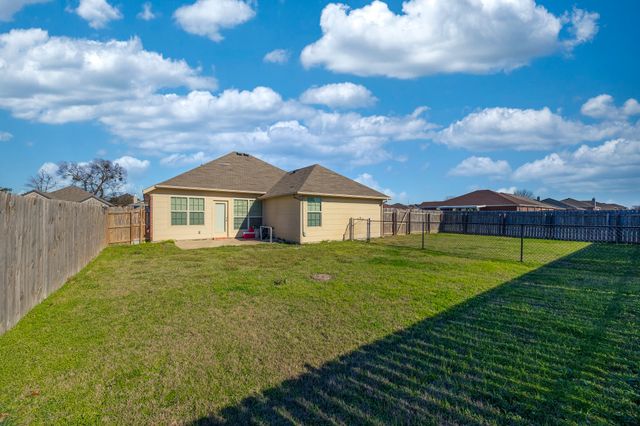 137 Lipan Street, Greenville, TX 75402