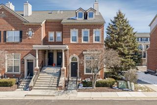 29374 Glen Oaks Boulevard W, Farmington Hills, MI 48334