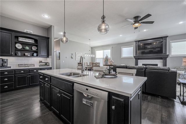 1214 Cothran Court, Raymore, MO 64083