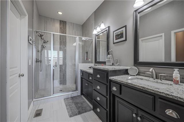 1214 Cothran Court, Raymore, MO 64083