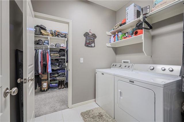 1214 Cothran Court, Raymore, MO 64083