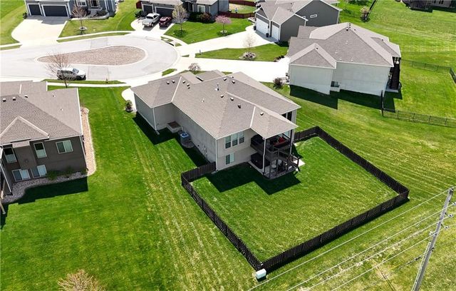 1214 Cothran Court, Raymore, MO 64083