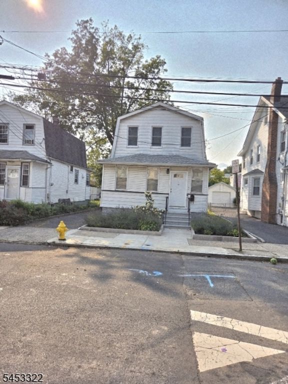 195 Kerrigan Blvd, Newark City, NJ 07106 — exterior