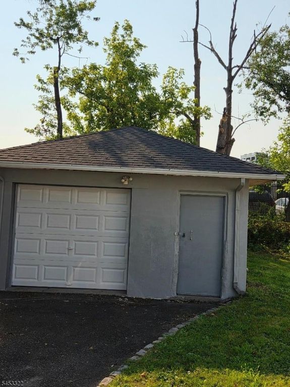 195 Kerrigan Blvd, Newark City, NJ 07106 — photo 4