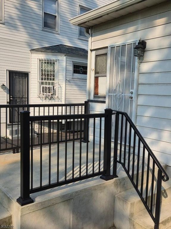 195 Kerrigan Blvd, Newark City, NJ 07106 — photo 5