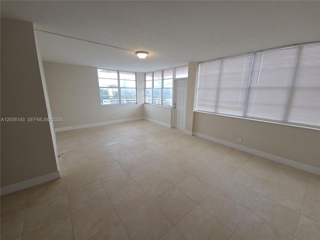 2025 NE 164th Street 309, North Miami Beach, FL 33162