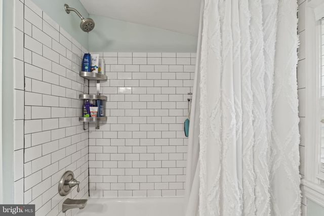 845 G AVE, Glenside, PA 19038
