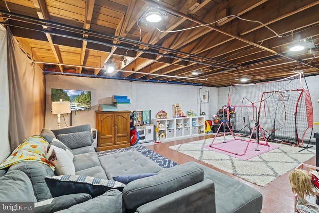 845 G AVE, Glenside, PA 19038