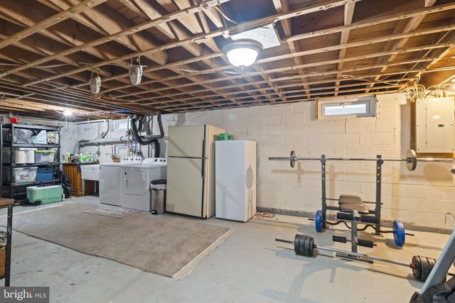 845 G AVE, Glenside, PA 19038