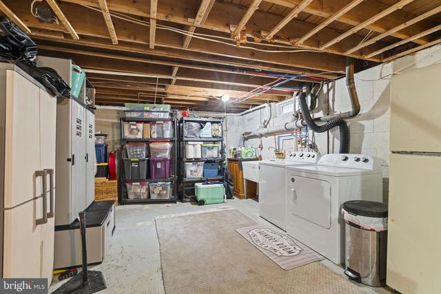 845 G AVE, Glenside, PA 19038