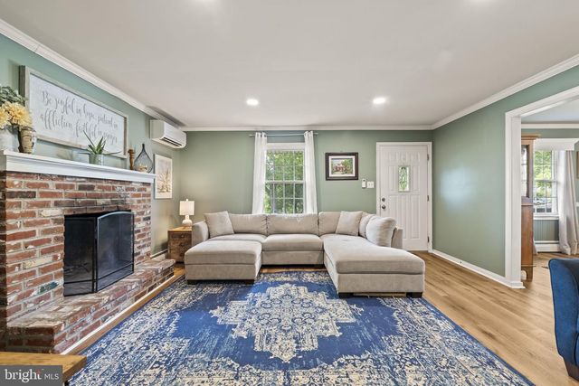 845 G AVE, Glenside, PA 19038