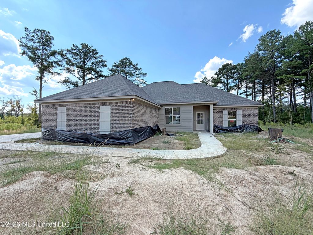 301 Stronghold Drive, Brandon, MS 39042