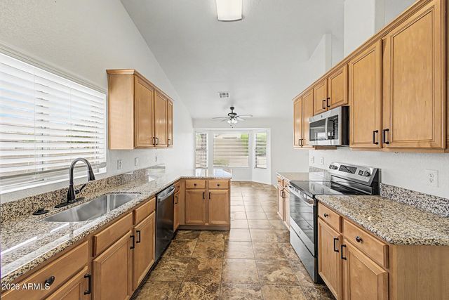 7660 E DOVER Street, Mesa, AZ 85207