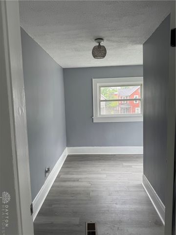 1530 W Main Street, Springfield, OH 45504
