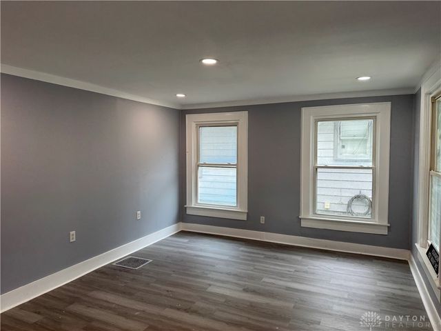 1530 W Main Street, Springfield, OH 45504