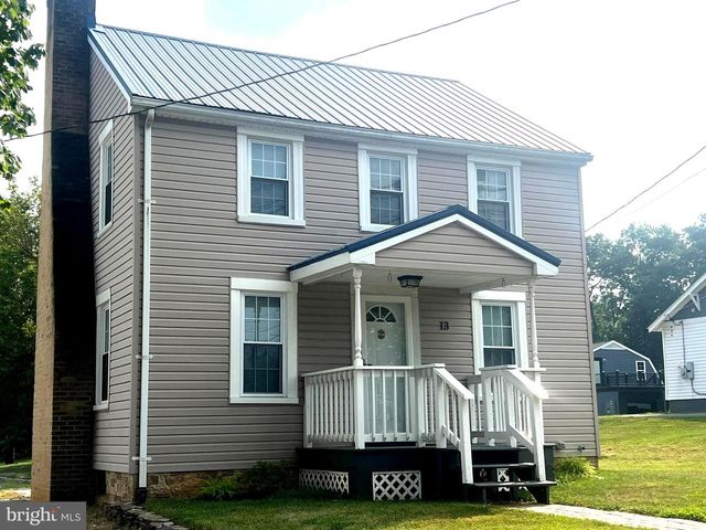 13 W OAK RIDGE DR, Hagerstown, MD 21740