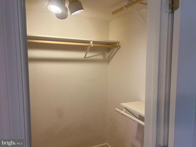 13 W OAK RIDGE DR, Hagerstown, MD 21740