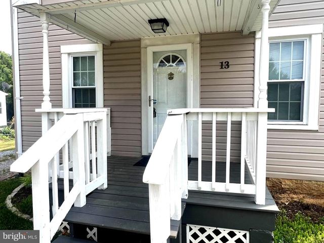 13 W OAK RIDGE DR, Hagerstown, MD 21740