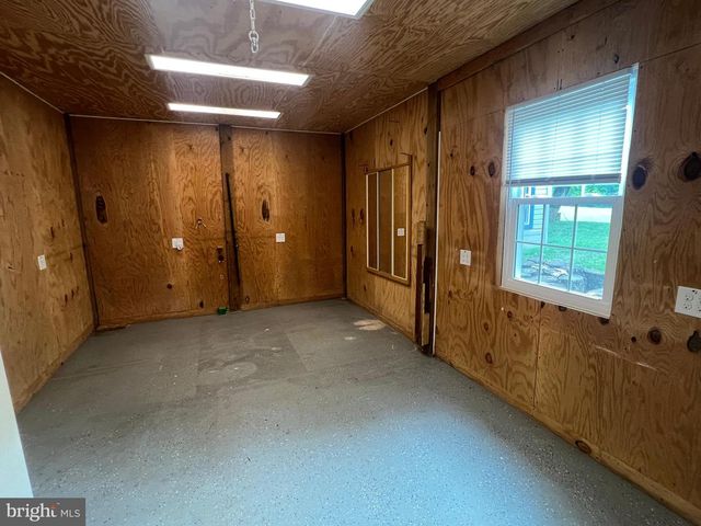 13 W OAK RIDGE DR, Hagerstown, MD 21740