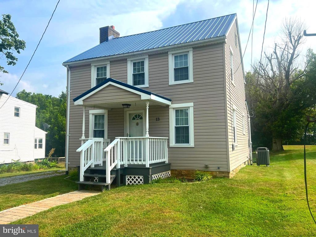 13 OAK RIDGE DR, Hagerstown, MD 21740
