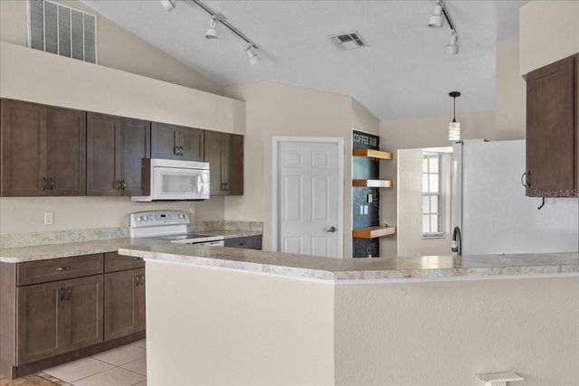 307 STERLING DRIVE, Winter Haven, FL 33884