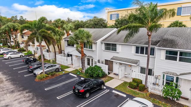 2519 NE 15th Street, Pompano Beach, FL 33062