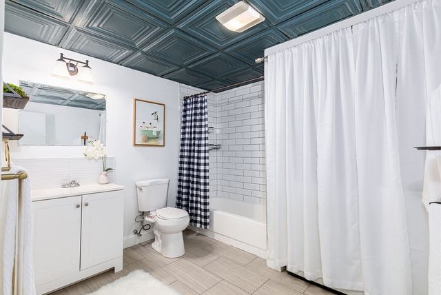 111 Foster 416, Peabody, MA 01960