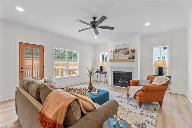 153 Summerlyn Drive, Mocksville, NC 27028