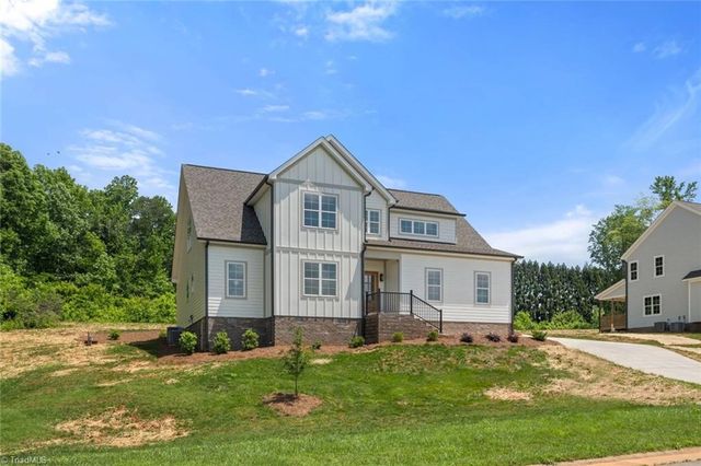 153 Summerlyn Drive, Mocksville, NC 27028