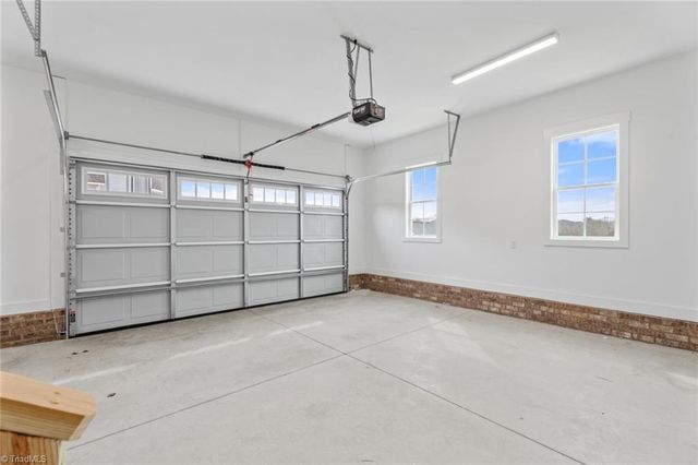 153 Summerlyn Drive, Mocksville, NC 27028