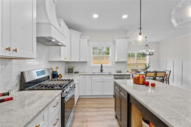 153 Summerlyn Drive, Mocksville, NC 27028