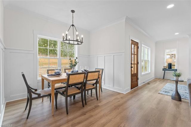 153 Summerlyn Drive, Mocksville, NC 27028