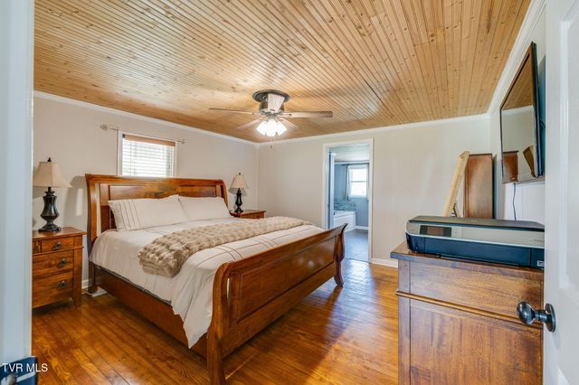 156 Simpson Road, Church Hill, TN 37642