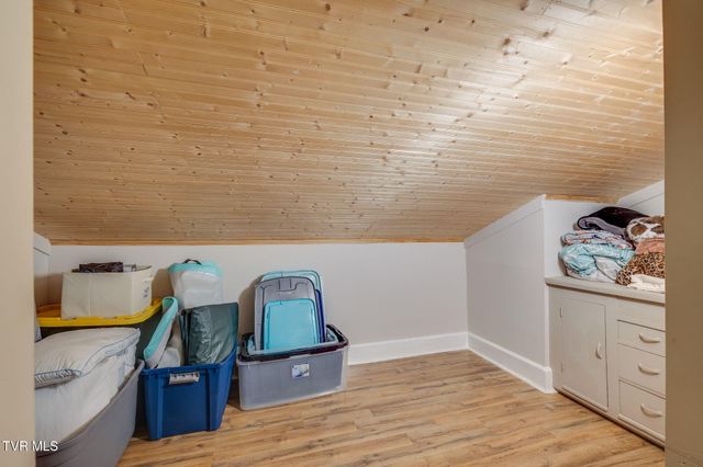 156 Simpson Road, Church Hill, TN 37642