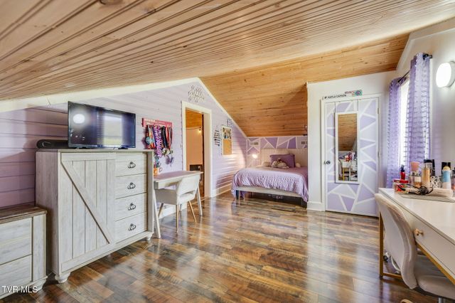 156 Simpson Road, Church Hill, TN 37642