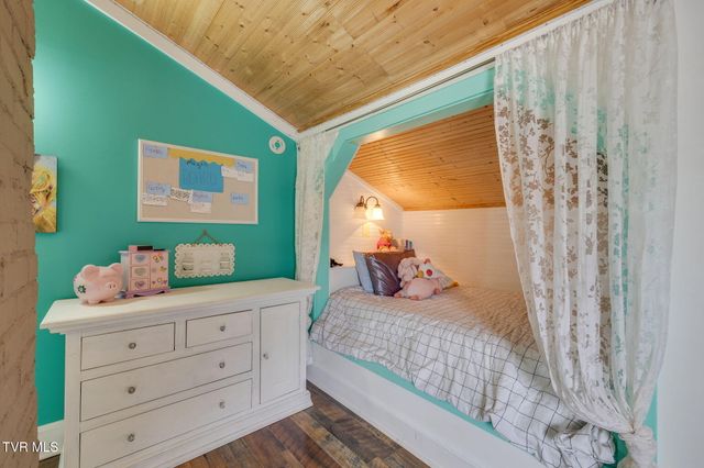 156 Simpson Road, Church Hill, TN 37642