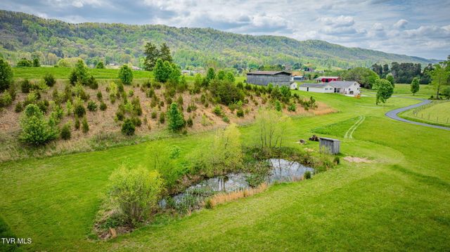 156 Simpson Road, Church Hill, TN 37642