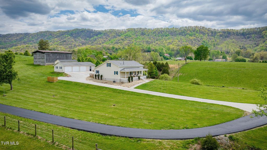 156 Simpson Road, Church Hill, TN 37642