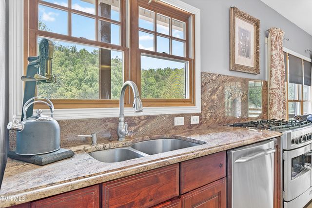 24327 North Fork River Road, Abingdon, VA 24210