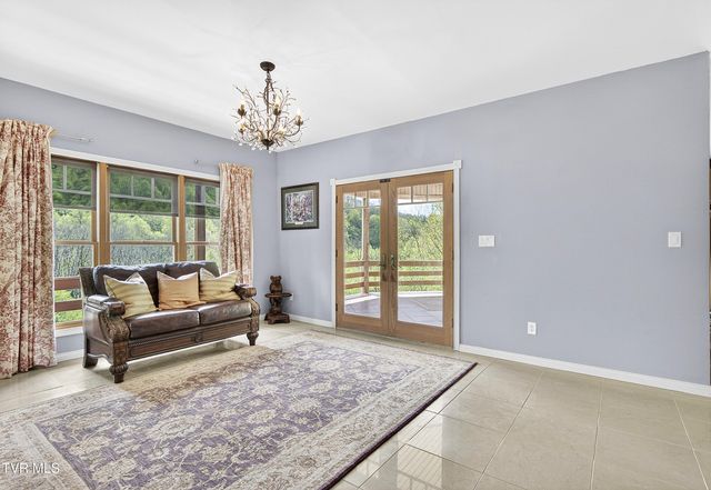 24327 North Fork River Road, Abingdon, VA 24210